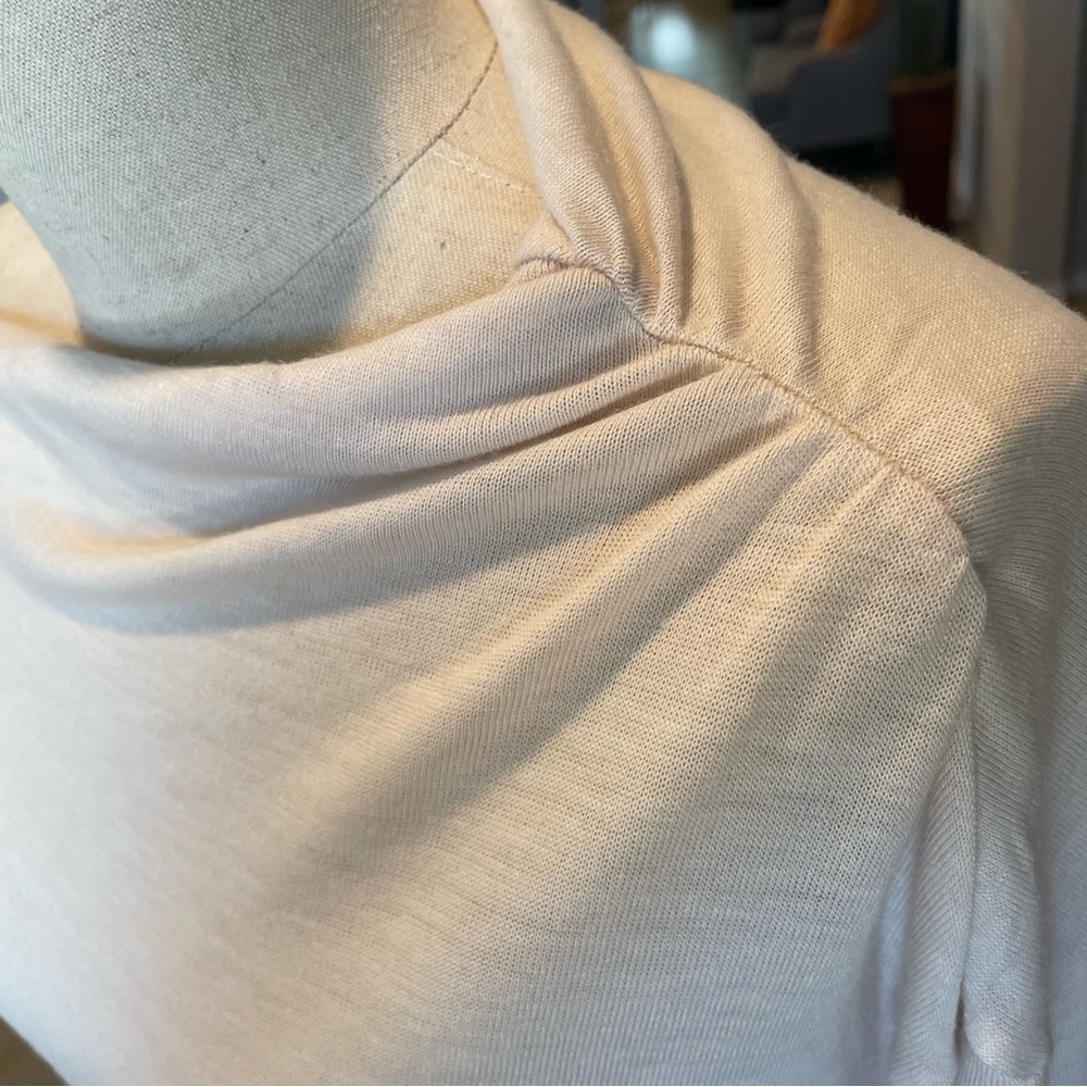 Off-White, Long-Sleeve Tunic - Picture 7 of 10